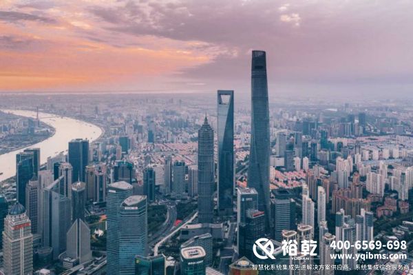 智能化集成系統(tǒng)、智能設(shè)備、軟件、數(shù)據(jù)管理、應(yīng)用場(chǎng)景
